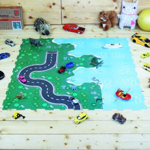 Cesta podél pobřeží, set z 25 dílků podlahového puzzle Postav Si Město